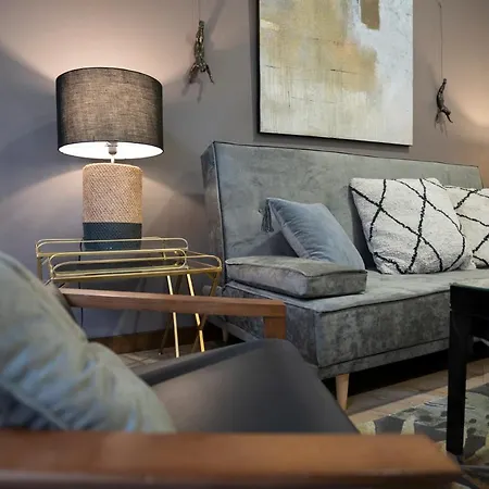 De La Guardia 2 * اوفيدو