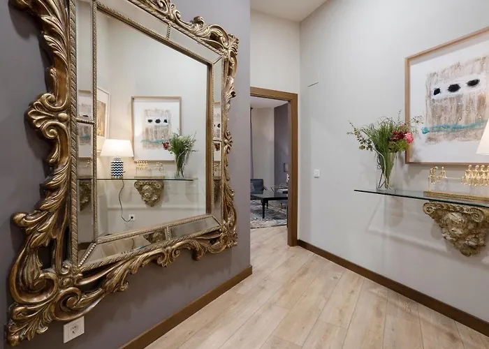 Apartamento De La Guardia 2 *